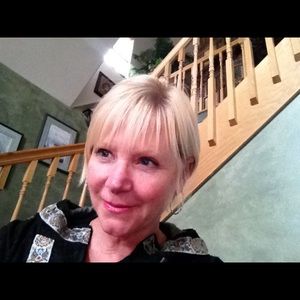 Meet your Posher, Teri